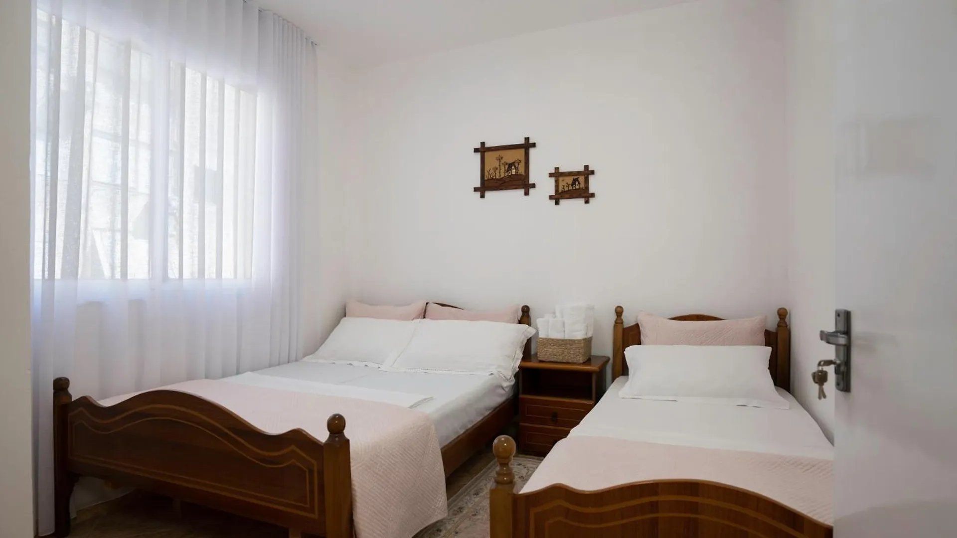 Sea Shell Apartments Δυρράχιο